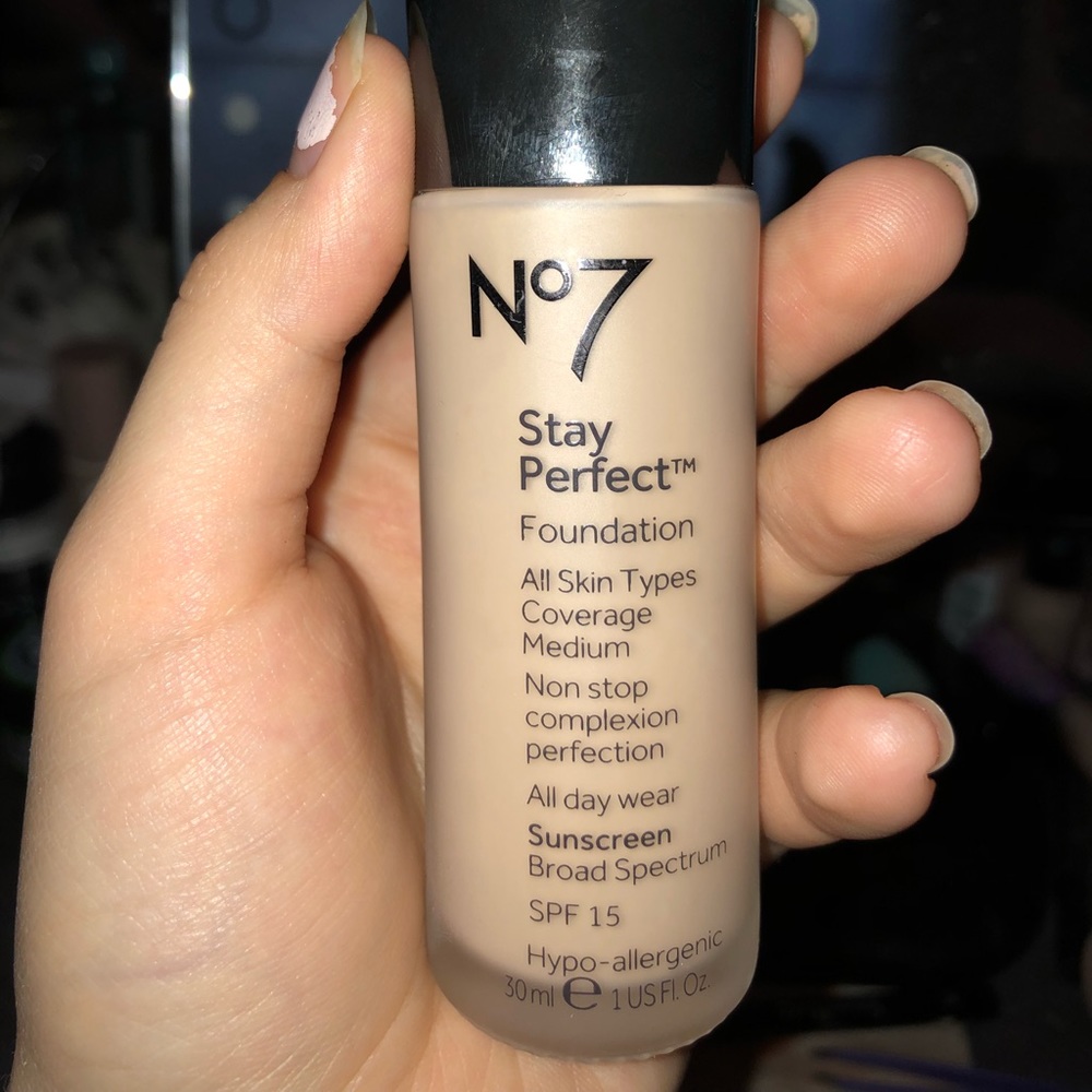 No7 Stay Perfect Foundation in Natural